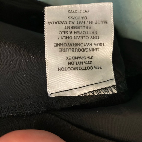 Talula Babaton Aritzia black capri pants sz 10 - Picture 4 of 4